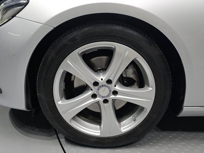 MERCEDES-BENZ E-CLASS - 6