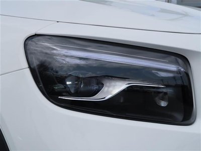 MERCEDES-BENZ GLB - 10