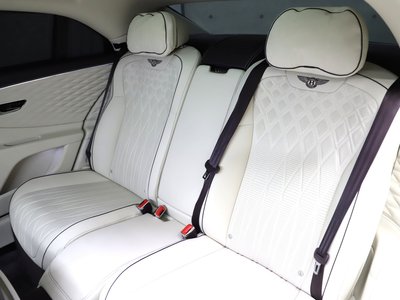 2021 Bentley FLYING SPUR 照片 9