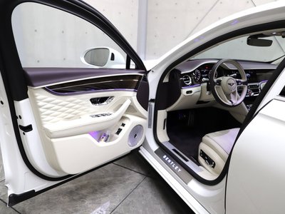 2021 Bentley FLYING SPUR 缩略图 21