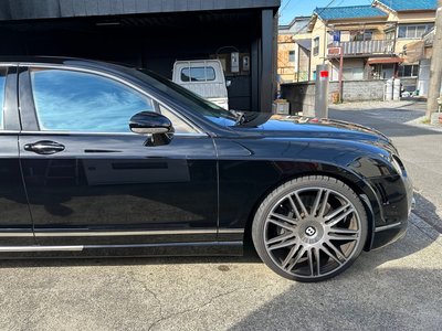 BENTLEY CONTINENTAL - 8