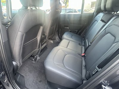 LAND ROVER DEFENDER - 5