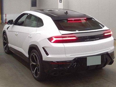 2026 Lamborghini URUS — фото 1