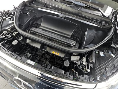 MERCEDES-BENZ EQS - 7