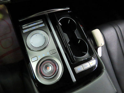 صورة مصغرة 12 لـ 2022 Genesis ELECTRIFIED G80 (RG3)