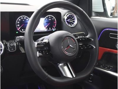 MERCEDES-BENZ GLA - 9