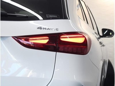 MERCEDES-BENZ GLA - 4