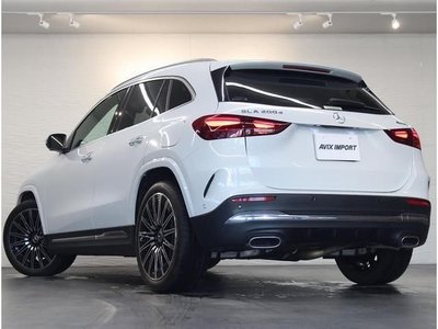 MERCEDES-BENZ GLA - 2