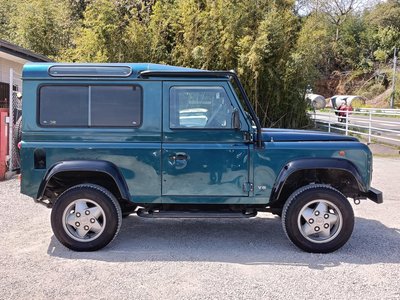 LAND ROVER DEFENDER - 8