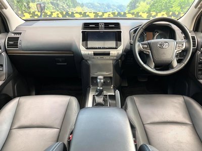 TOYOTA LAND CRUISER - 2