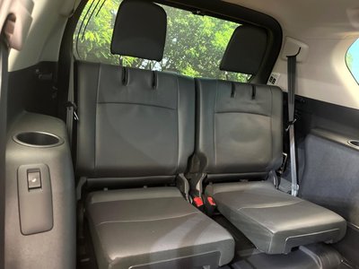 TOYOTA LAND CRUISER - 10