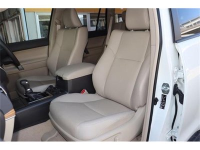 TOYOTA LAND CRUISER PRADO - 6