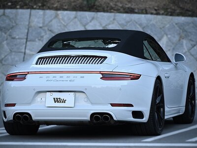 PORSCHE 911 CABRIOLET - 7
