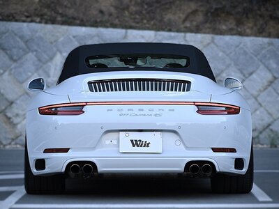 PORSCHE 911 CABRIOLET - 10