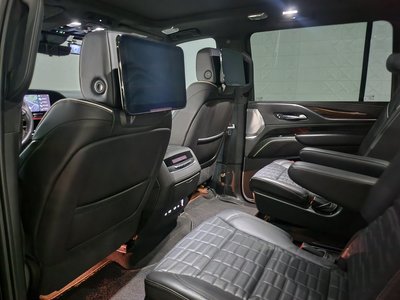 CADILLAC ESCALADE - 9