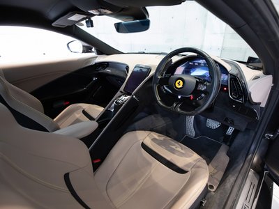 2021 Ferrari ROMA — миниатюра 28