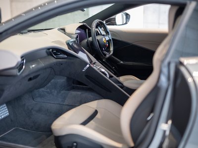 2021 Ferrari ROMA — миниатюра 26