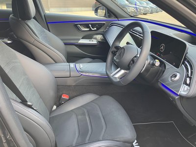 MERCEDES-BENZ E-CLASS - 7