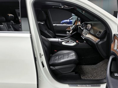 MERCEDES-BENZ GLS - 10