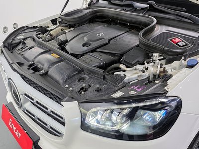 MERCEDES-BENZ GLS - 7