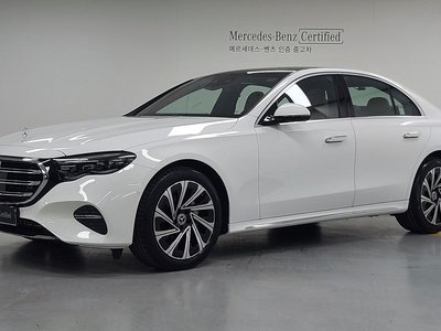 MERCEDES-BENZ E-CLASS - 1
