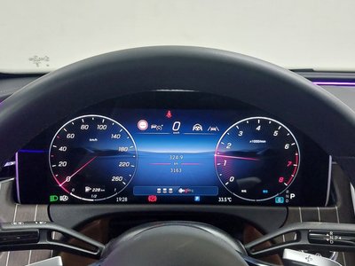 MERCEDES-BENZ E-CLASS - 8
