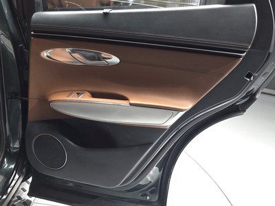 صورة مصغرة 15 لـ 2021 Genesis GV70