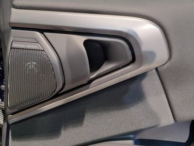 2025 BMW X3 — миниатюра 39