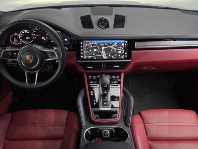 PORSCHE CAYENNE - 5