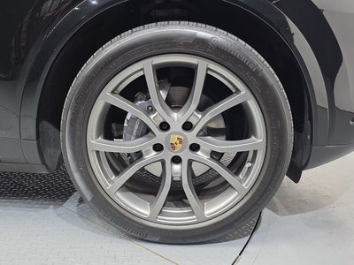 PORSCHE CAYENNE - 6
