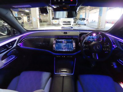 MERCEDES-BENZ E-CLASS - 7