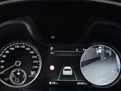 صورة 8 لـ 2023 Genesis GV80