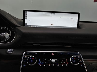 2023 Genesis GV80 thumbnail 15