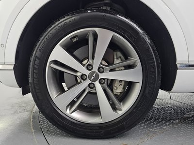 صورة 6 لـ 2023 Genesis GV80