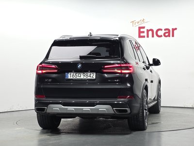 صورة 4 لـ 2022 BMW X5