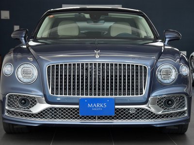 BENTLEY FLYING SPUR - 7
