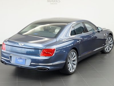 BENTLEY FLYING SPUR - 2