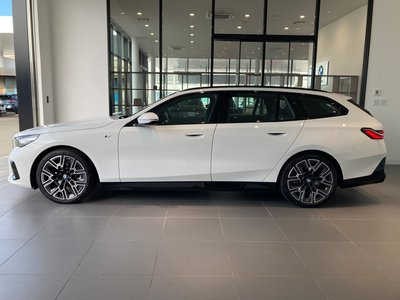 BMW 5 SERIES TOURING - 10