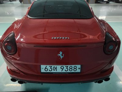 FERRARI CALIFORNIA - 5