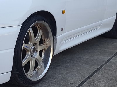 NISSAN SKYLINE GT-R - 7