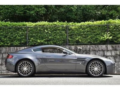 صورة 4 لـ 2009 Aston Martin VANTAGE