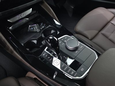 2025 BMW X4 — миниатюра 12