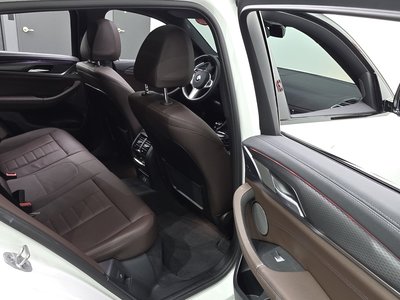 2025 BMW X4 — миниатюра 17