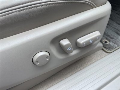 2023 Toyota LAND CRUISER PRADO thumbnail 22