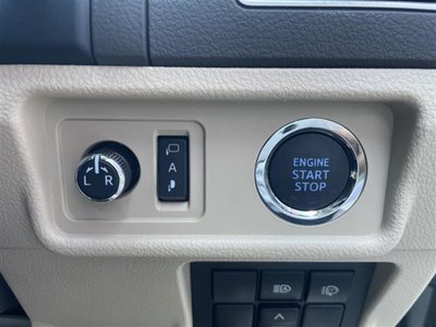 2023 Toyota LAND CRUISER PRADO thumbnail 19