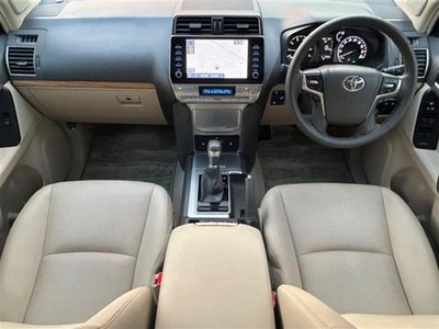 2023 Toyota LAND CRUISER PRADO thumbnail 45