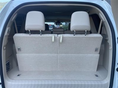 2023 Toyota LAND CRUISER PRADO thumbnail 32