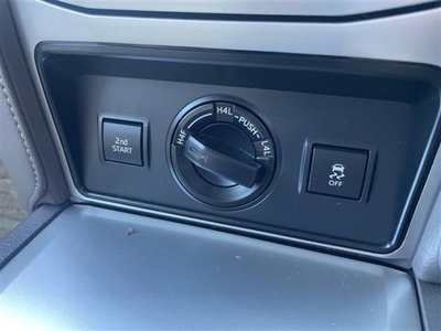 2023 Toyota LAND CRUISER PRADO thumbnail 11