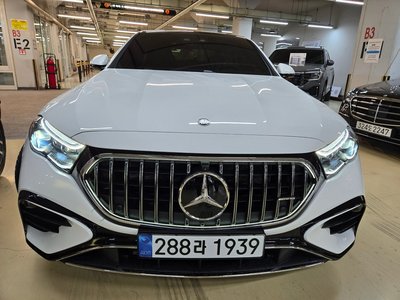 MERCEDES-BENZ E-CLASS - 3