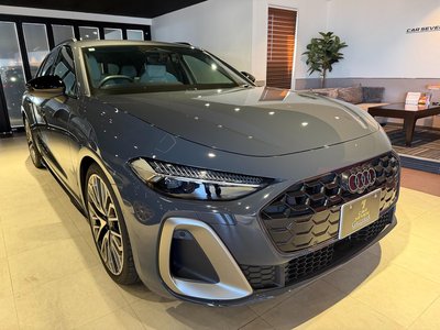 2025 AUDI A5 AVANT photo 2